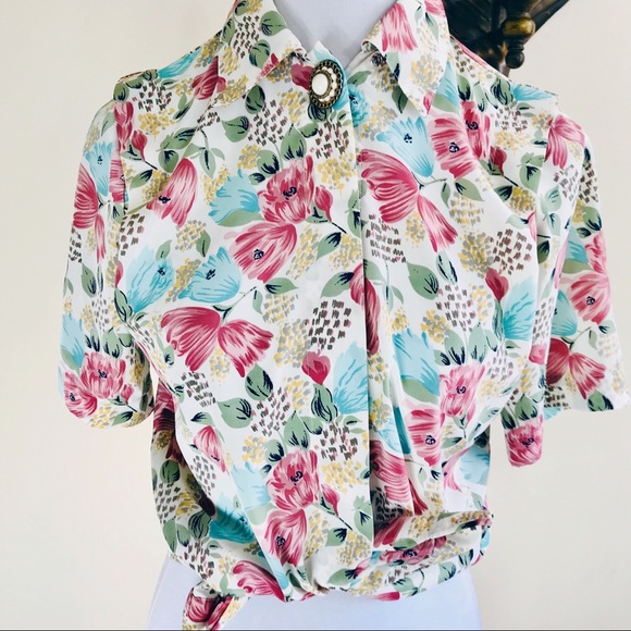 Notations Tops - SOLD🚫Vintage Floral 50’s Librarian Lindy Bop Blouse